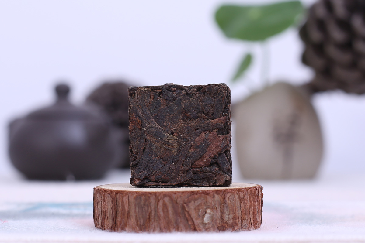 批发云南普洱茶槚字小金砖珍藏陈香熟茶迷你方砖小沱茶散装