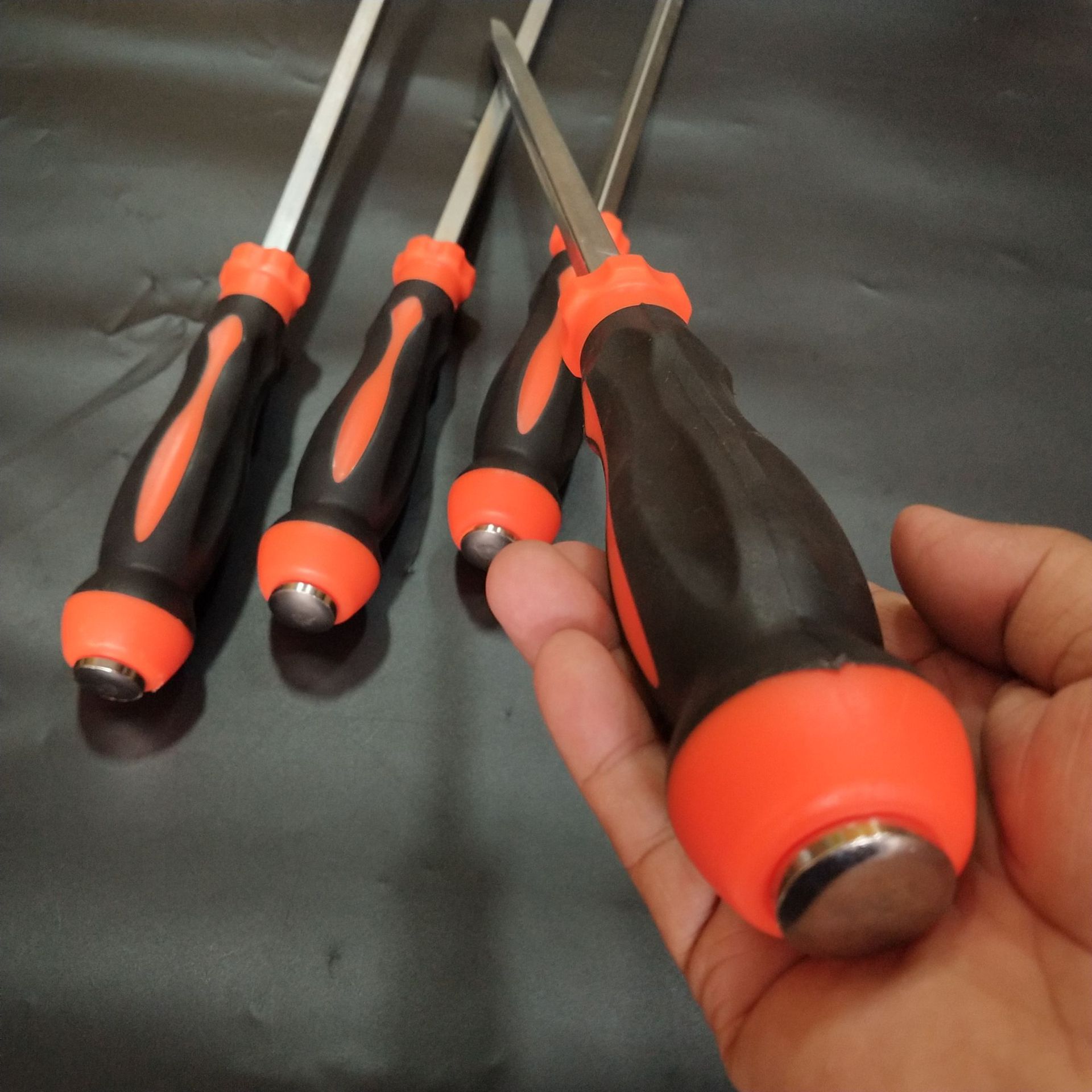 厂价供应螺丝刀一字重型大号加长粗穿心螺丝刀起子