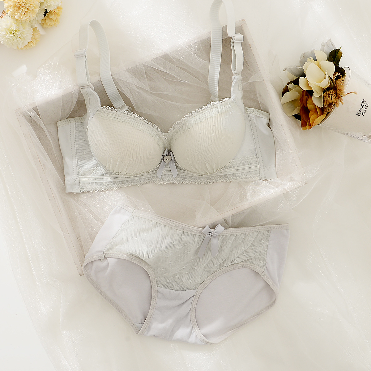 日系新款少女无钢圈聚拢文胸套装 可爱蕾丝女士内衣胸罩一件代发