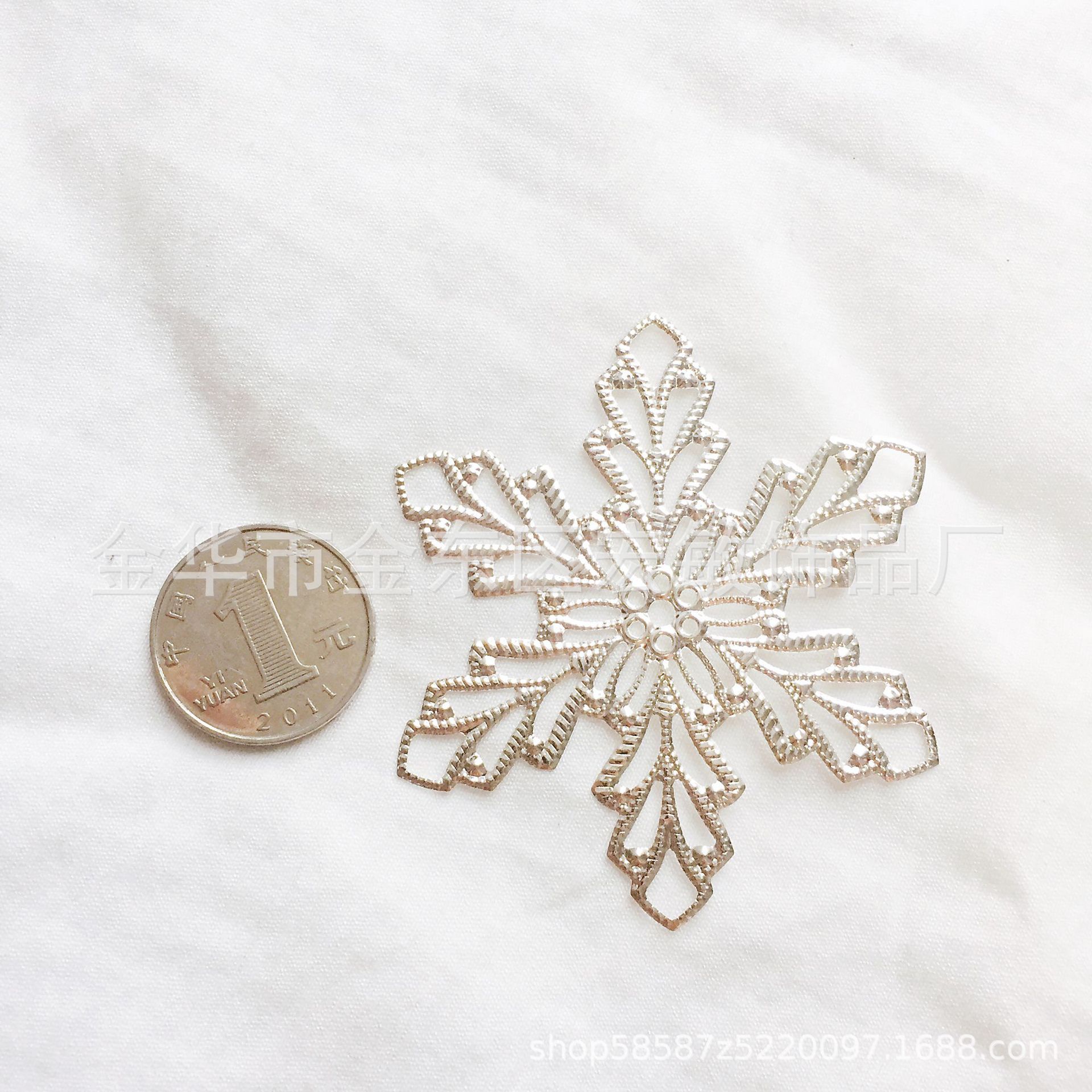 diy饰品配件 金属镂空雪花铁花片69*69mm 古装头饰材料 厂家直销