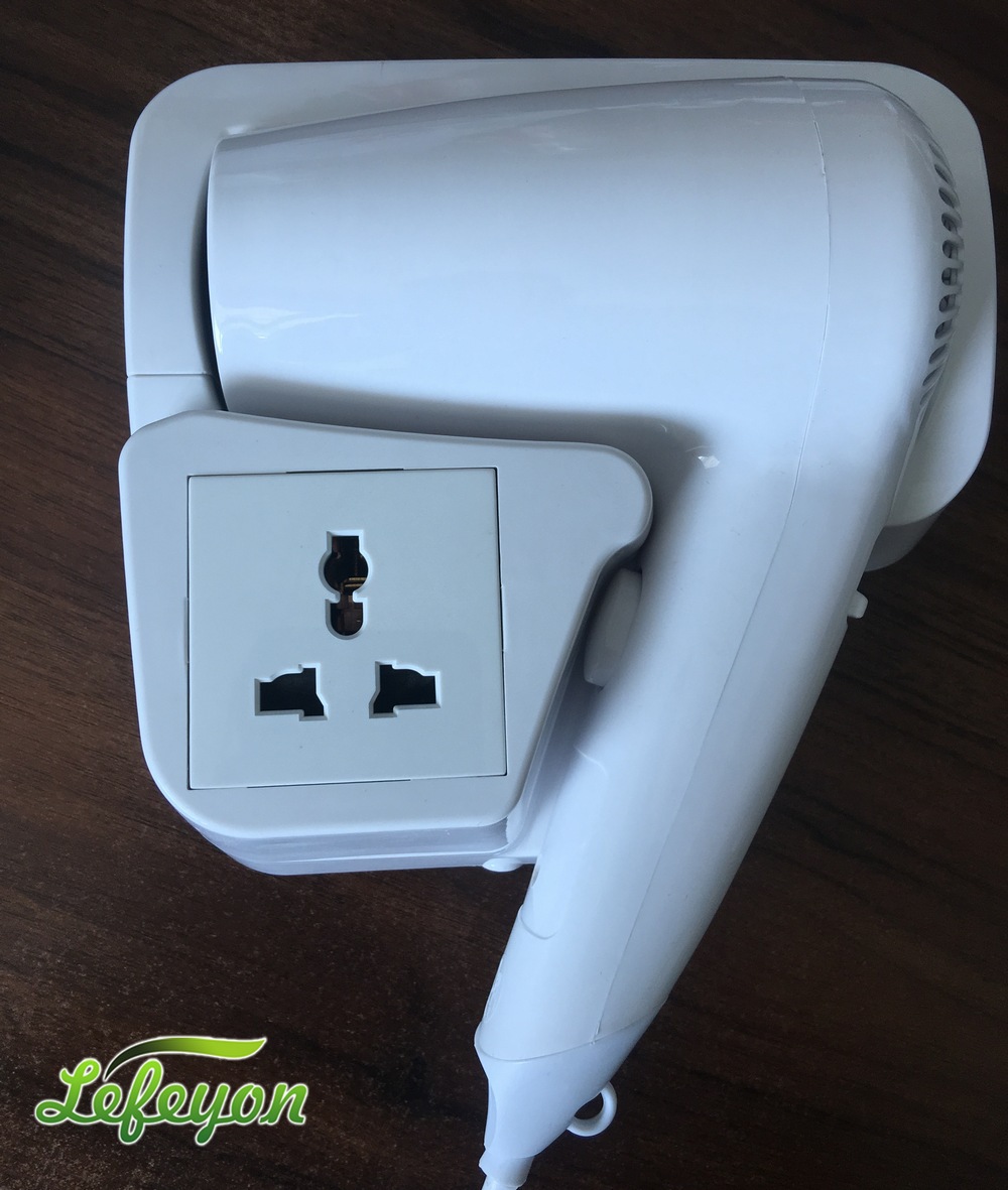 飞扬9029w多功能三插充电酒店挂壁式吹风机,大英式插头插座电吹风
