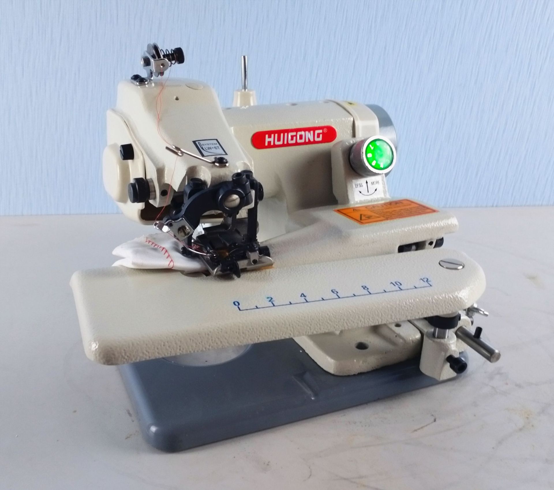 供应多功能家用撬边机 暗缝机翘裤边机 全自动工业缝纫机