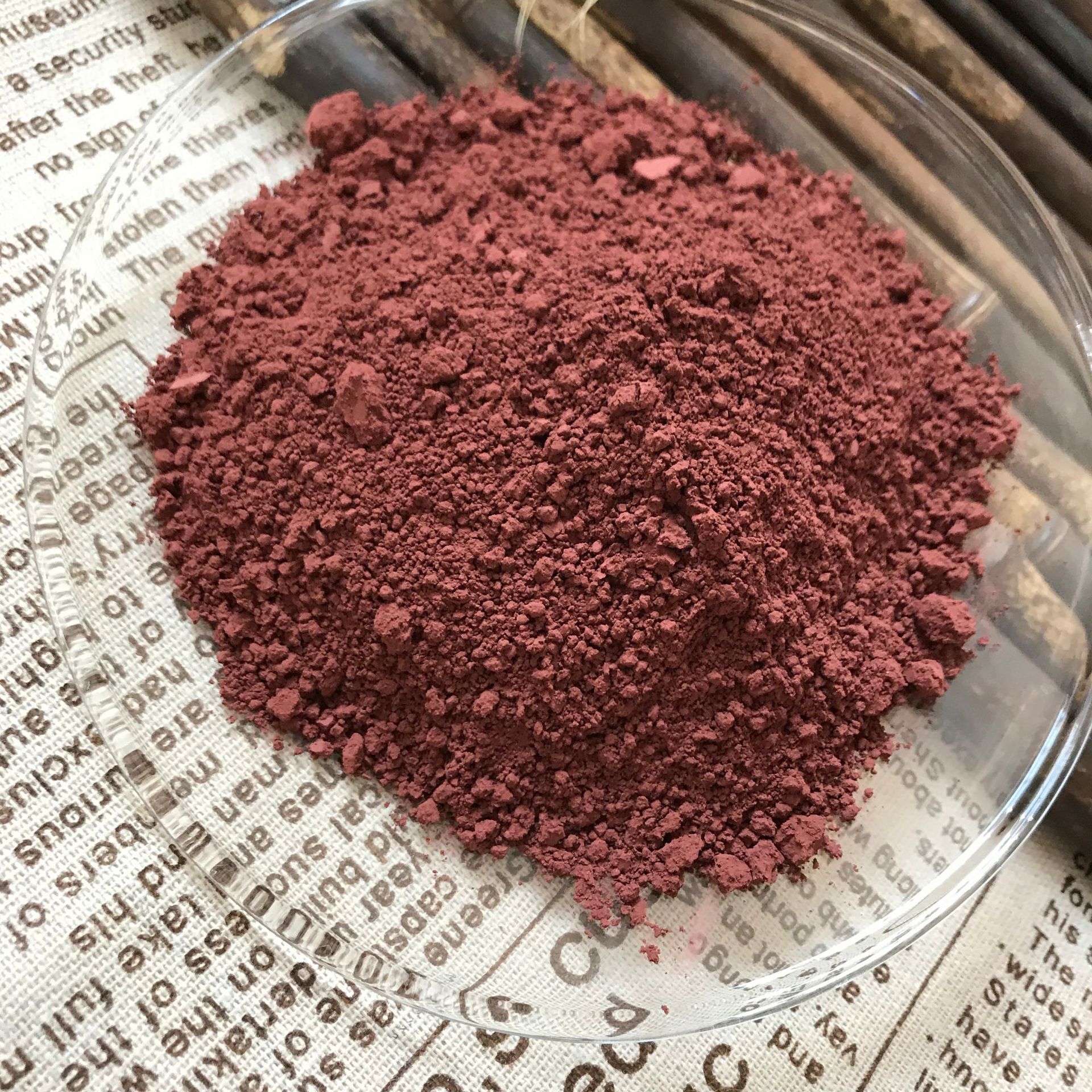 厂家供应 化工冶金用赤铁粉 铸造用赤铁矿石 涂料用赤铁粉