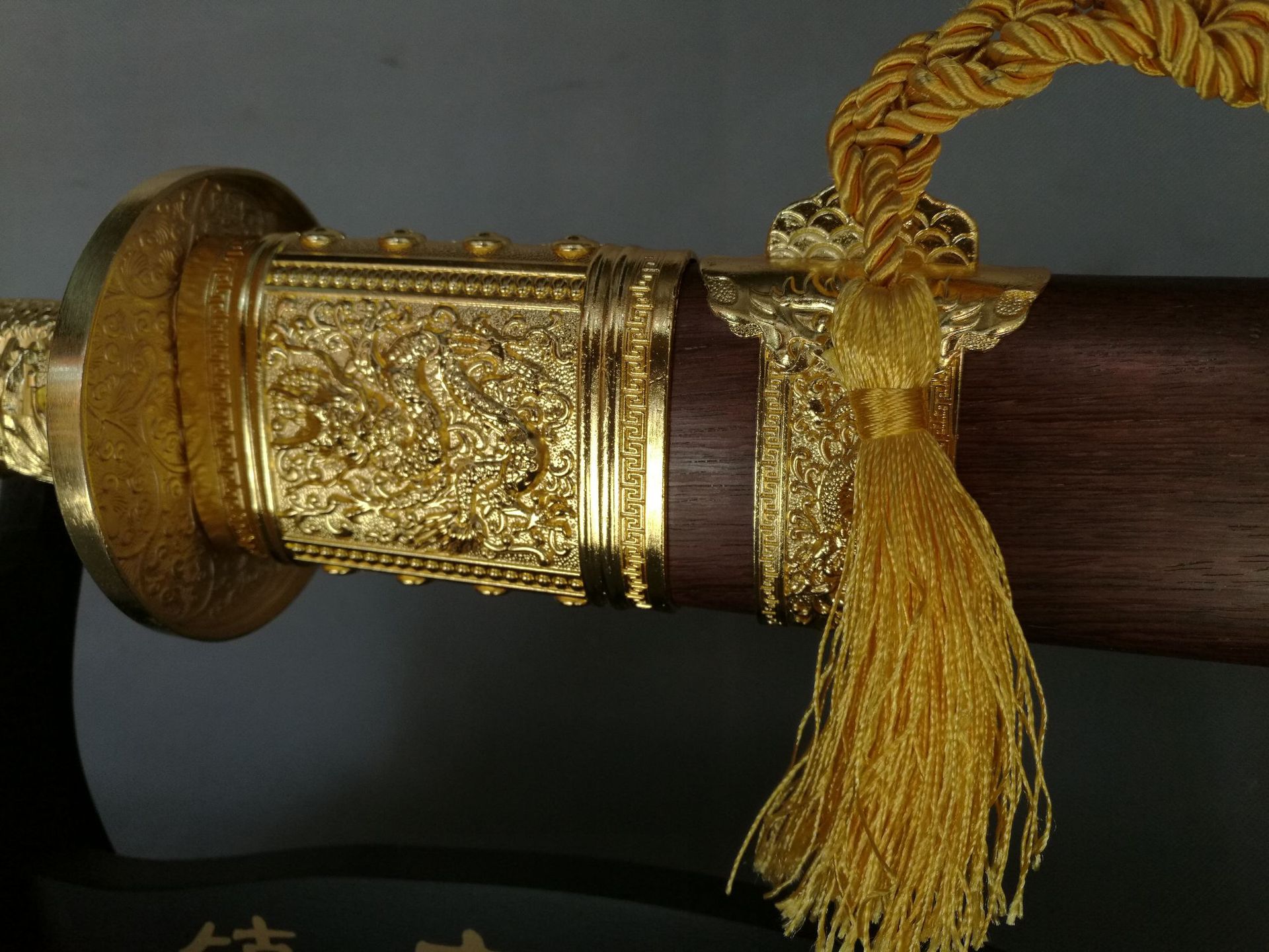 龙泉刀剑 镇宅鸡翅木 金色刻龙康熙战刀 特价厂家直销未开刃