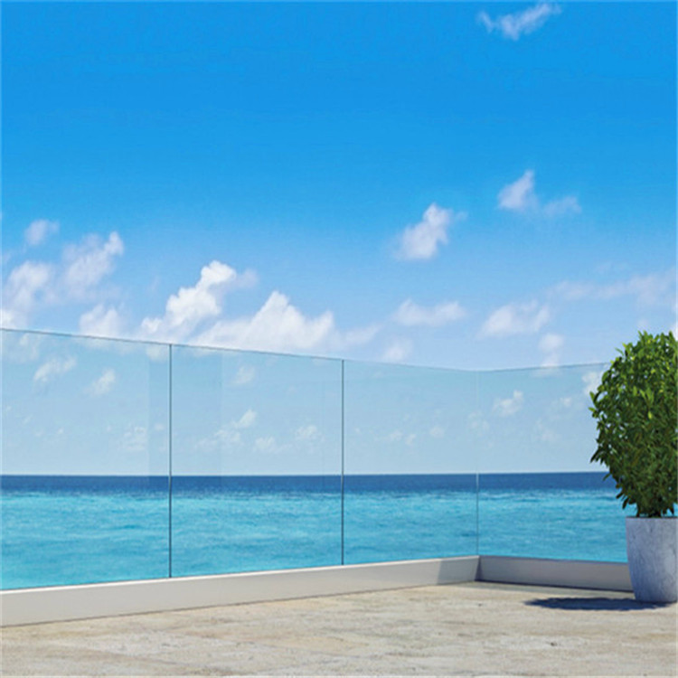 泳池玻璃栏杆 别墅泳池护栏 护栏订制