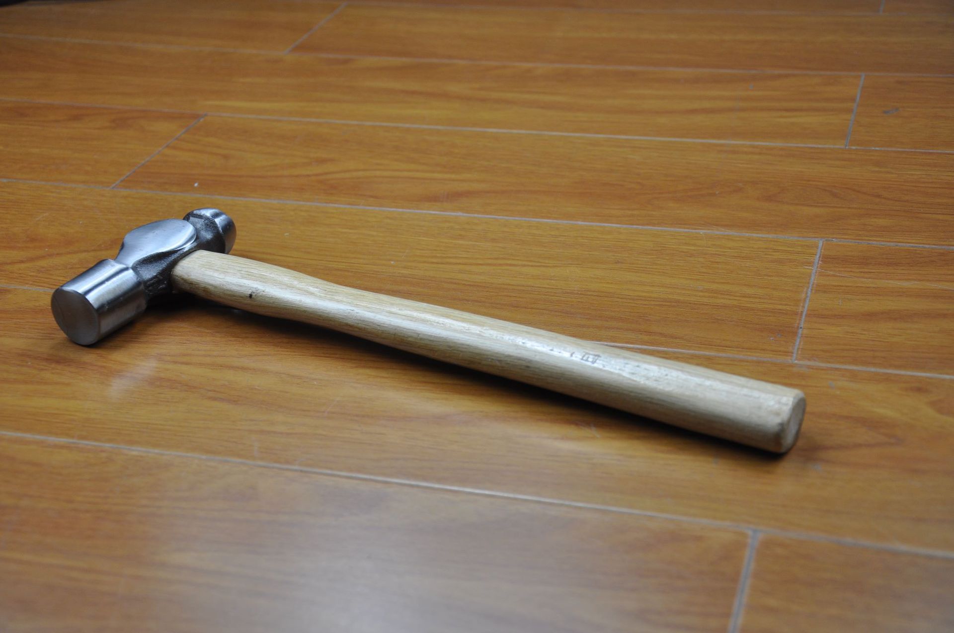 厂家直销木柄圆头锤高碳钢圆头锤榔头手锤铁锤 锤定制加工