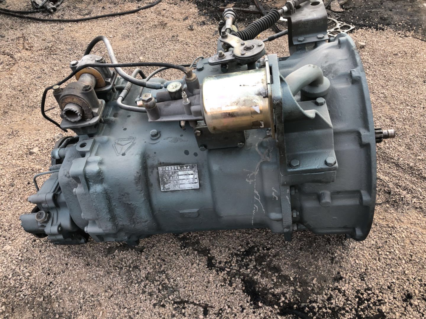 欧曼德龙产地陕西重量(净重)580(kg)气门数12(个)进气门间隙1(mm)怠速