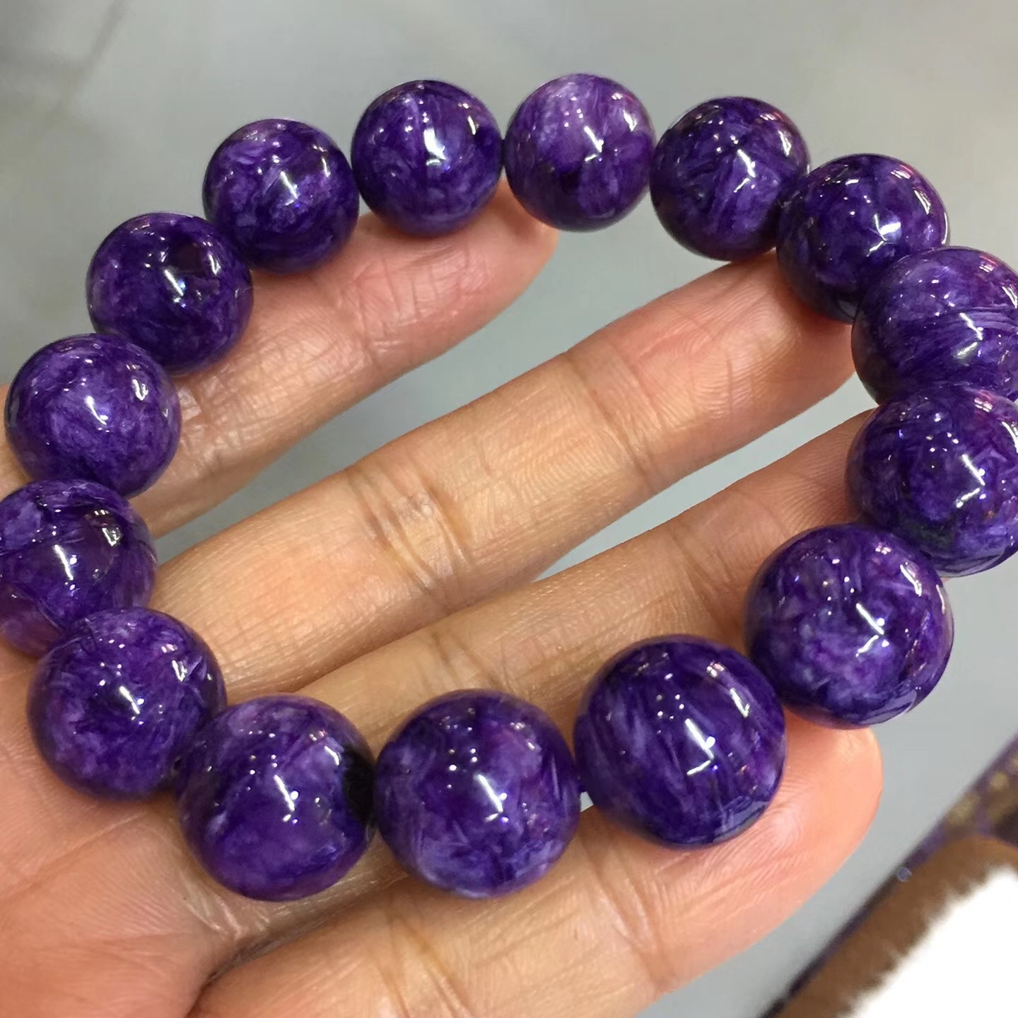 天然俄罗斯紫龙晶 花纹清晰 油润深紫紫色艳丽复古男女款工厂批发