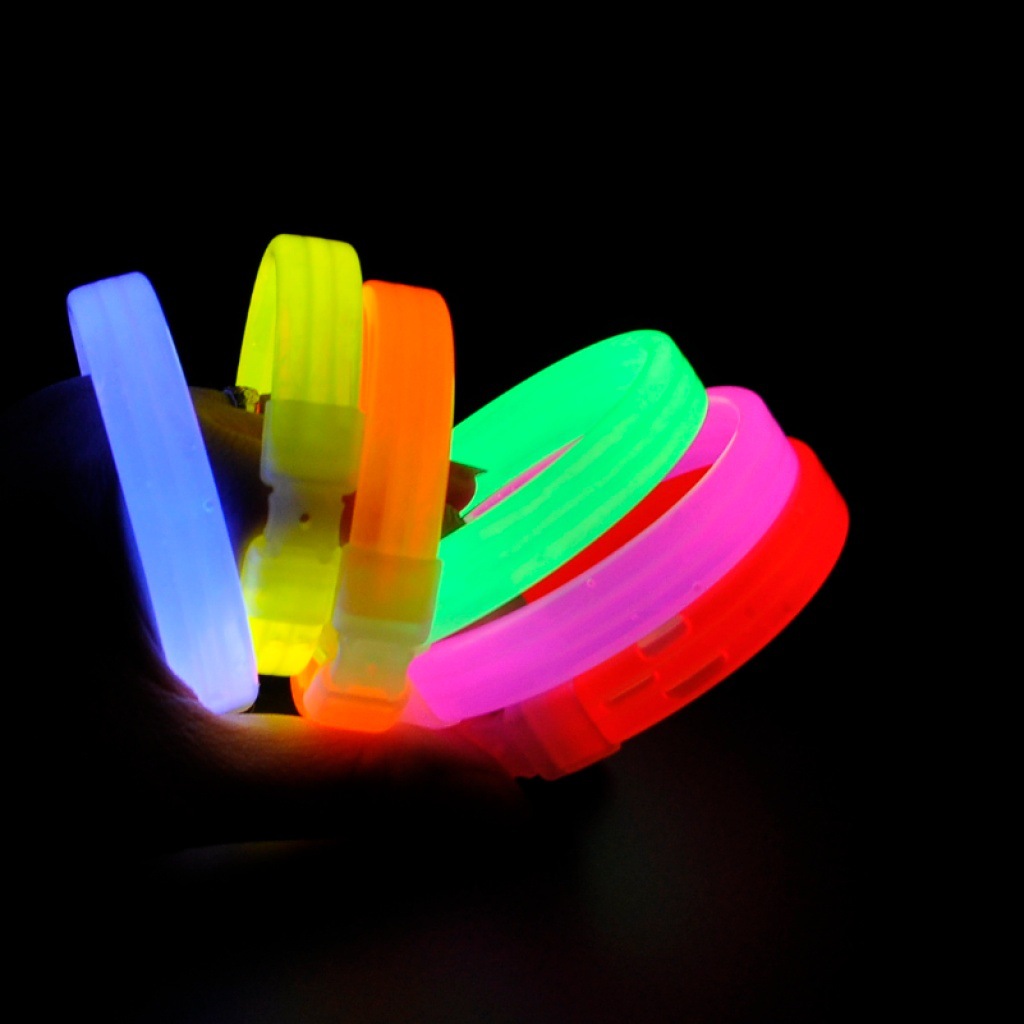 荧光手环荧光棒三联发光手环手镯夜跑蹦迪夜光腕带闪光棒印制logo