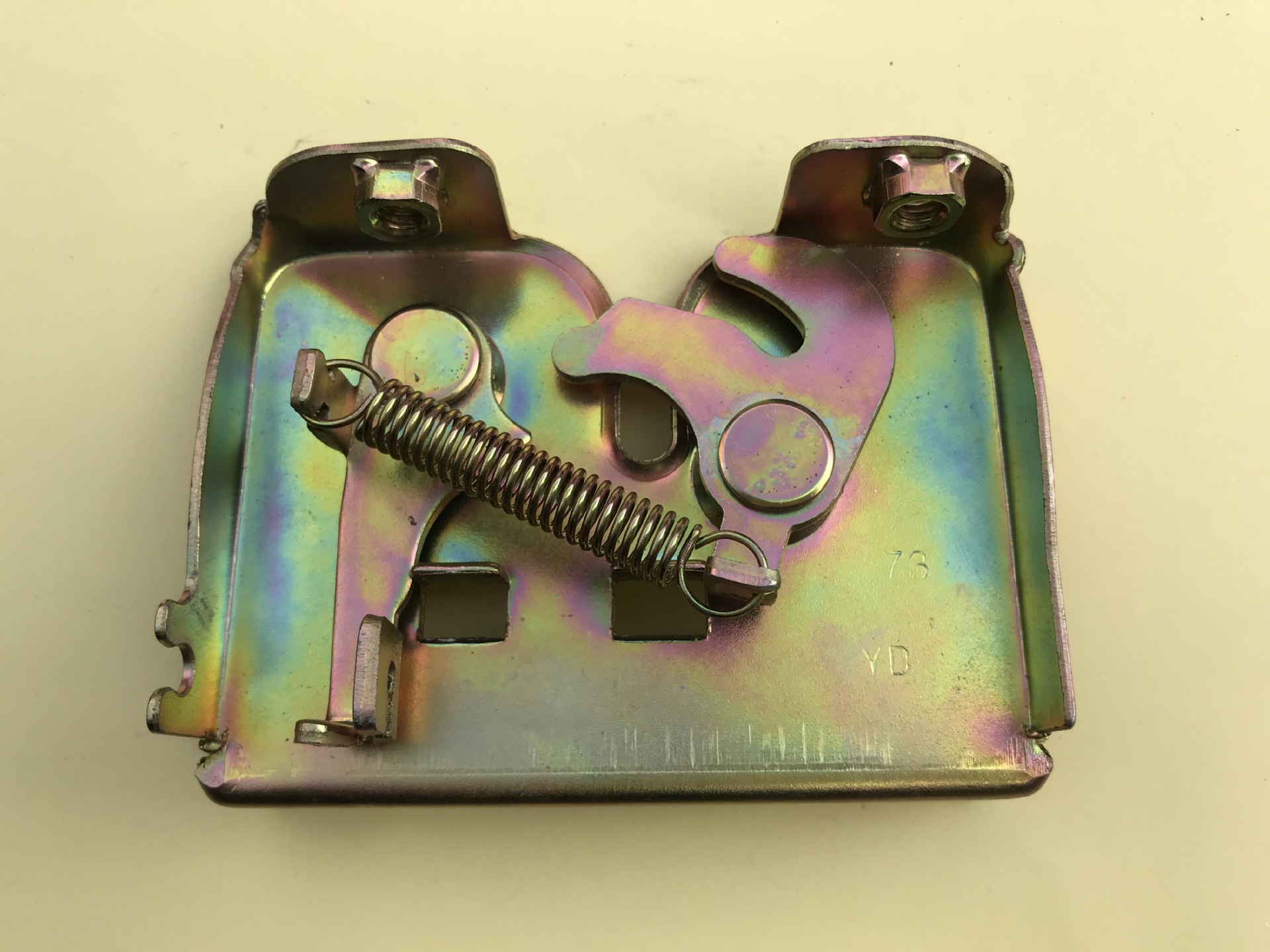 电动车螺帽款锁板