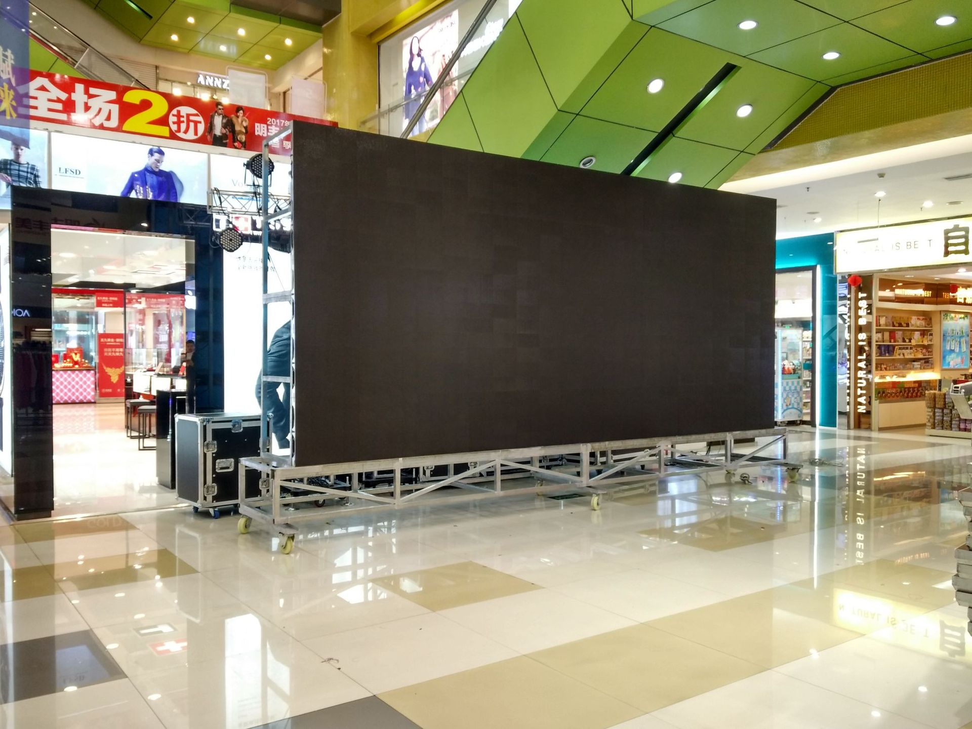 深圳led显示屏厂家 租赁led屏p3.91室内显示屏 户外p4.81租赁屏