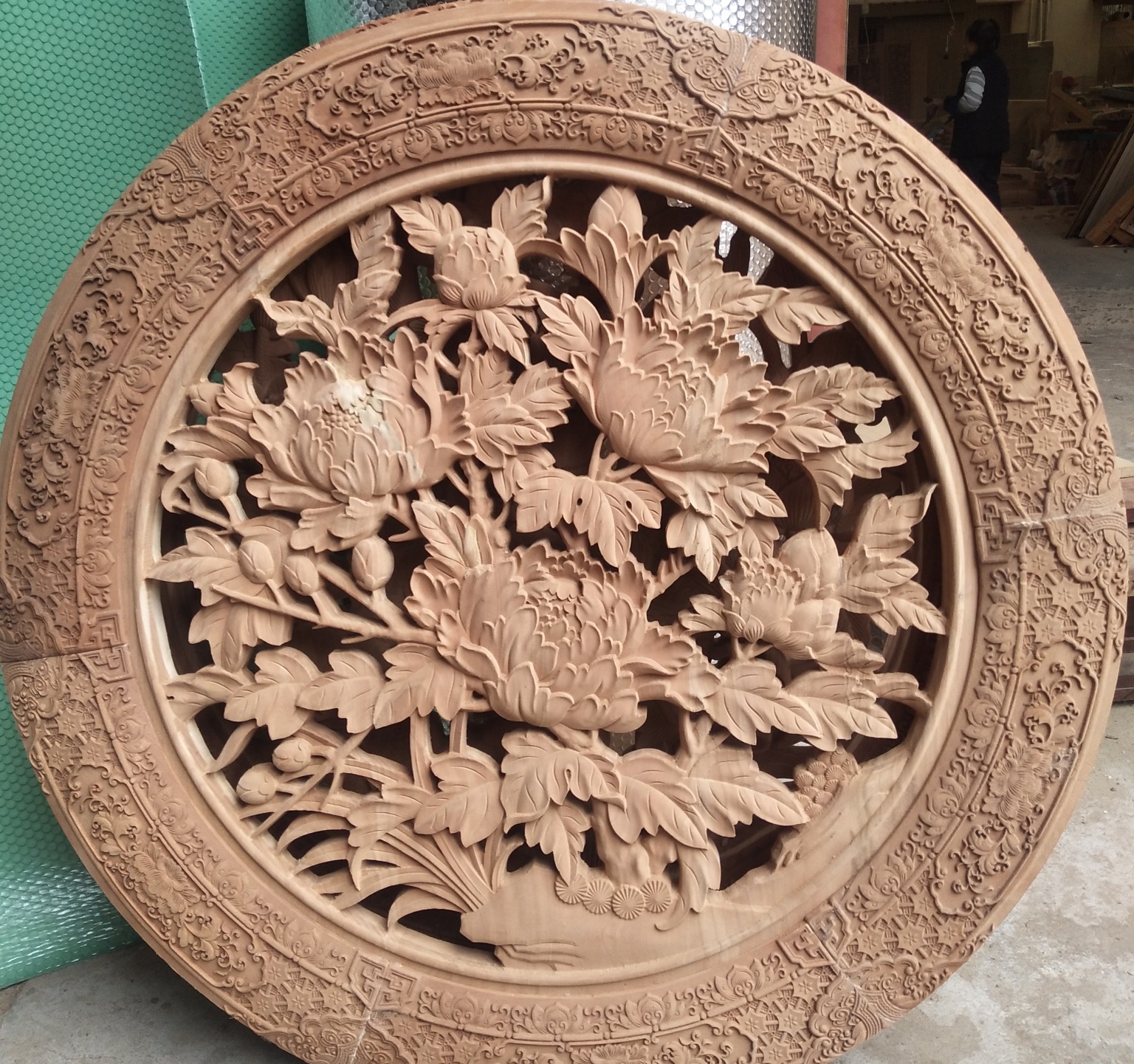 东阳木雕挂件批发 圆形浮雕鱼跃龙门木雕挂件 中国风家居木雕挂件