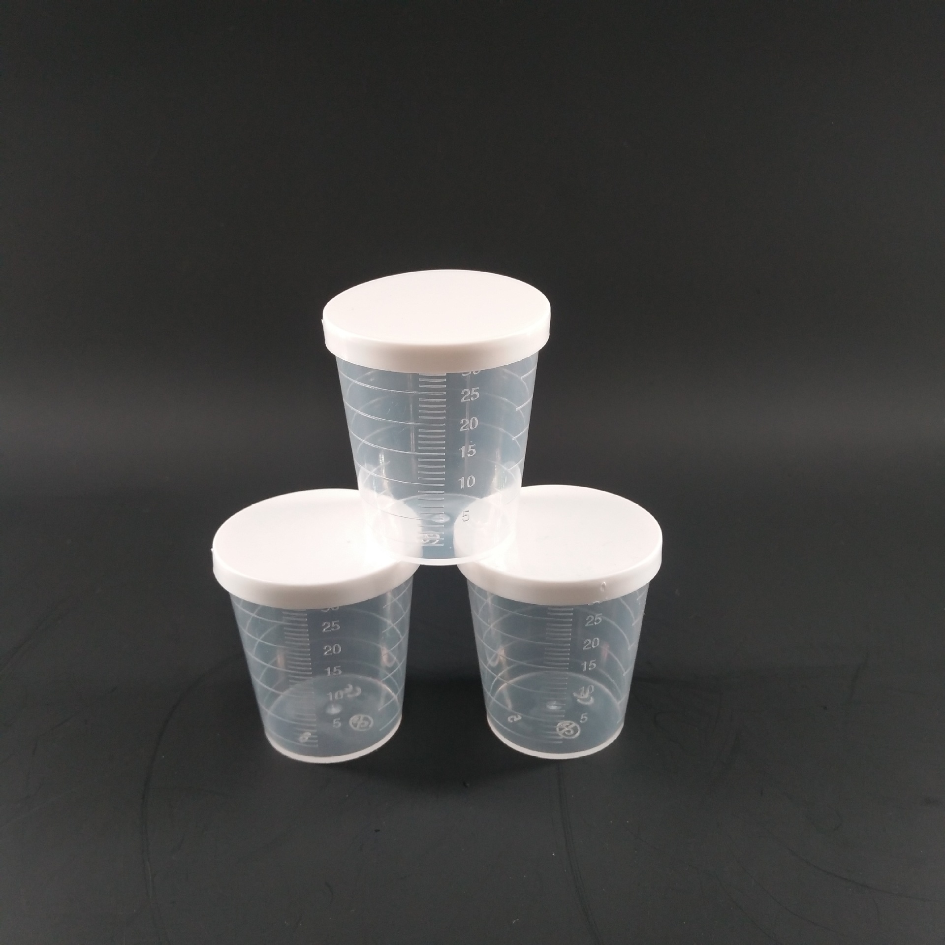 厂家批发30ml塑料量杯 带盖小量杯 无内楞一次性服药杯塑料刻度杯