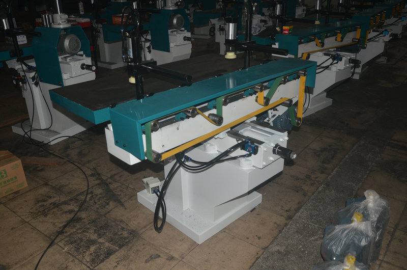 mz6414卧式可调木工钻床 技术参数 台面尺寸:1000*460mm 最大加工深度