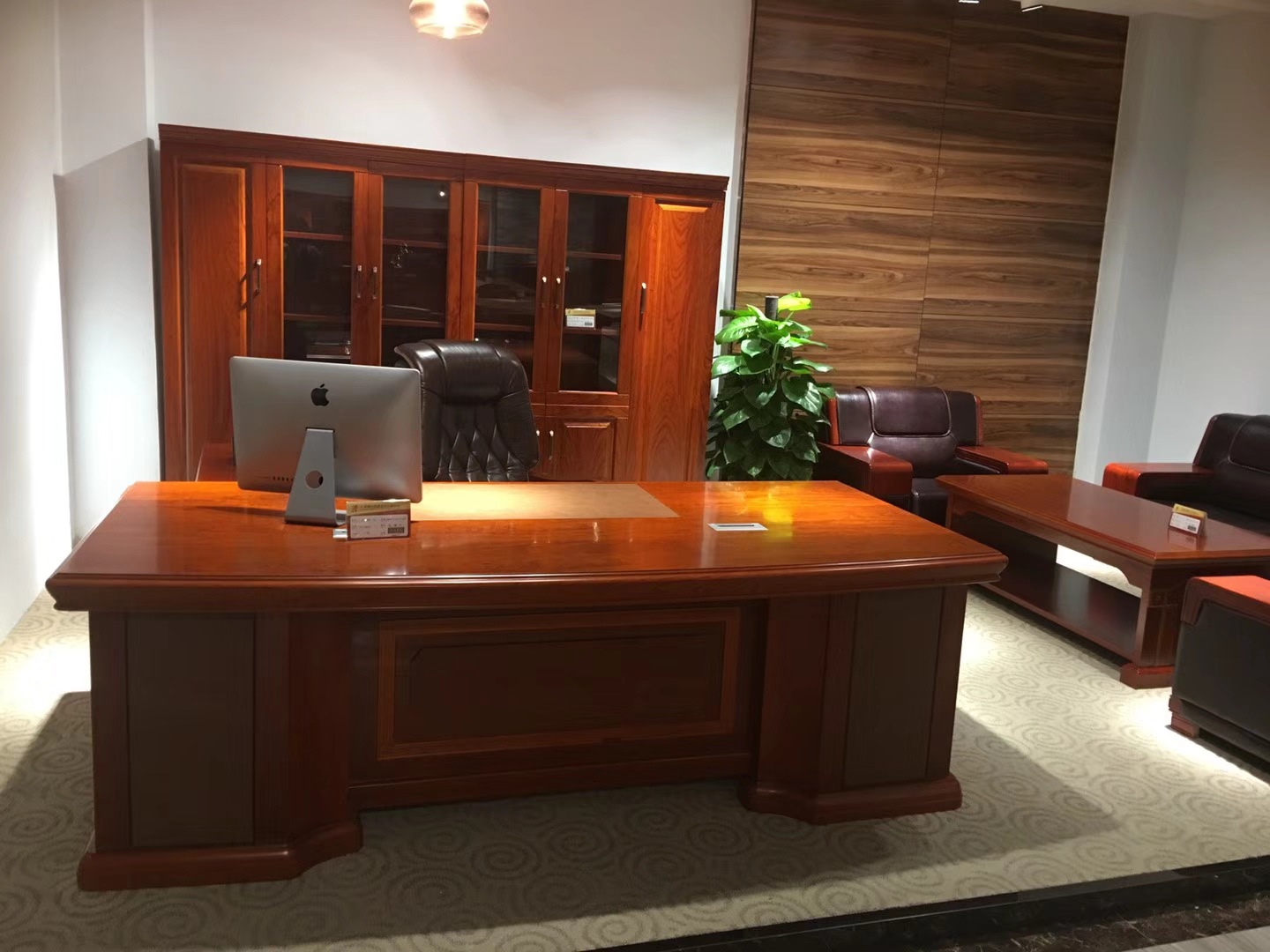 皇牌商业办公家具生产厂家定制办公桌椅会议桌椅老板桌椅职员桌b8