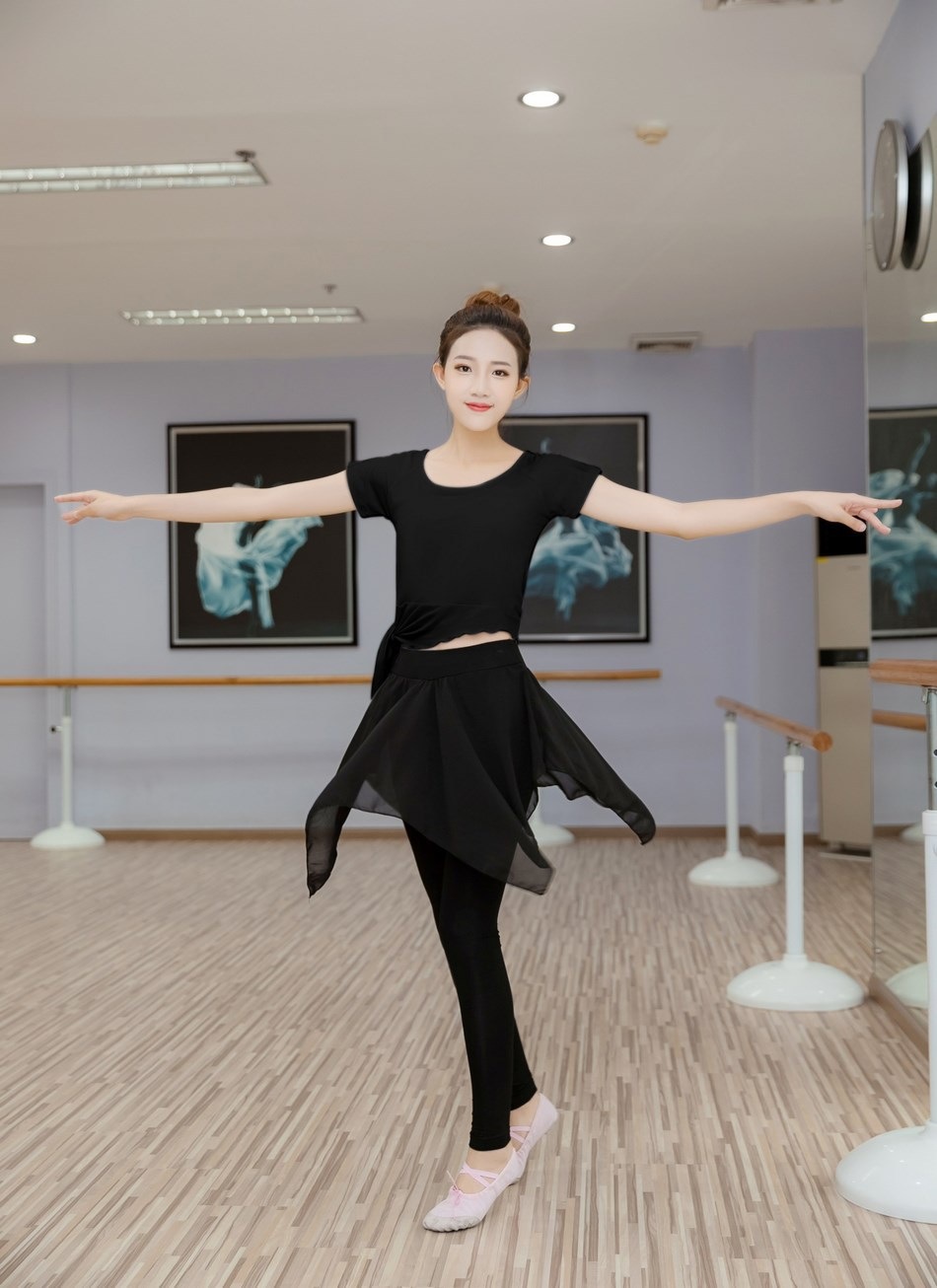 2万套新款形体礼仪训练服优雅女人学院套装练功服成人名