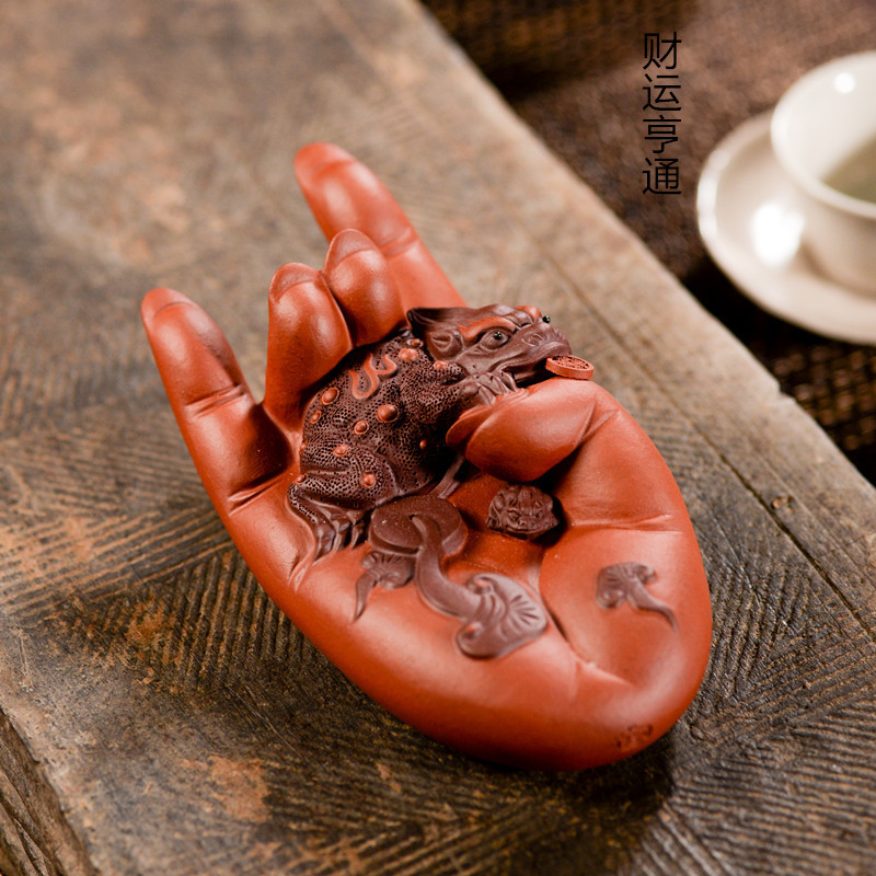 宜兴紫砂茶宠财运亨通金蟾手大权在握摆件雕塑茶具精品工艺品直销