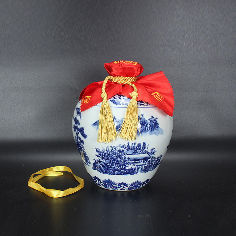 公司专业制作酒布布条,优质印酒字,红布配黄色丝带,黄布配红色丝带