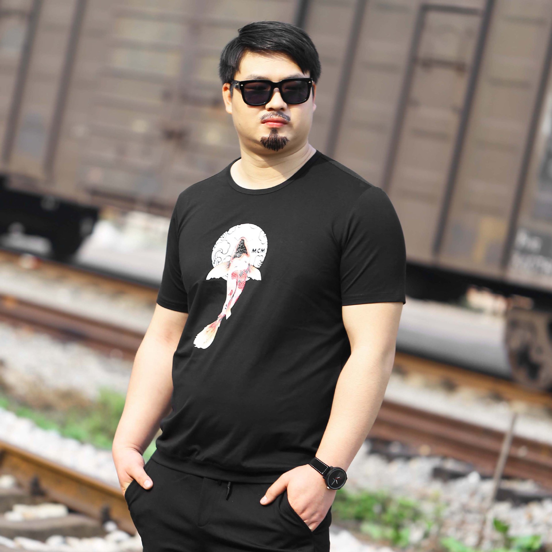 t恤大码男装 胖子高品质鱼印花加大短袖男网面拼接体恤男生