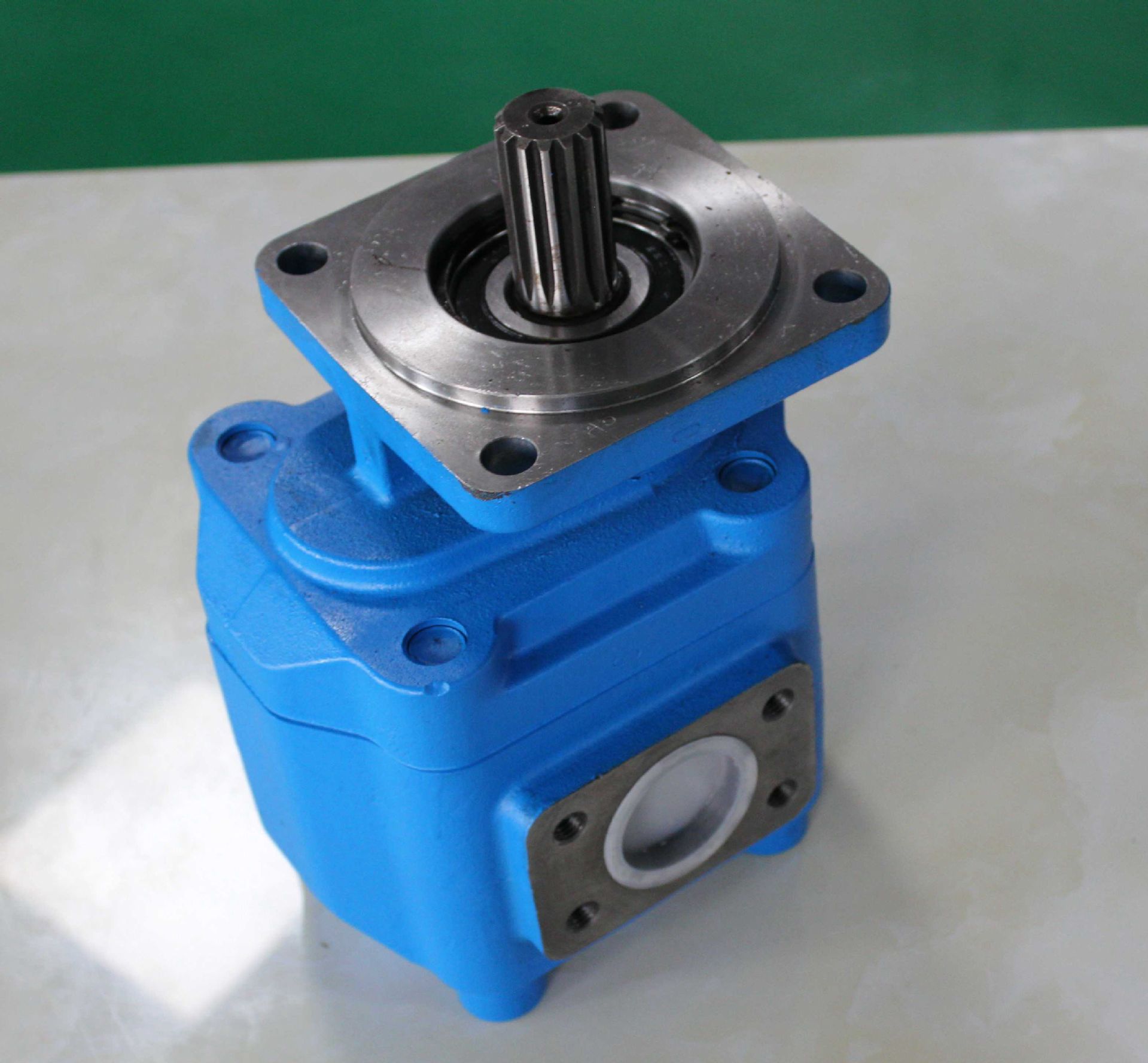 厂家直供大流量液压齿轮泵小型高温流量齐全拖拉机