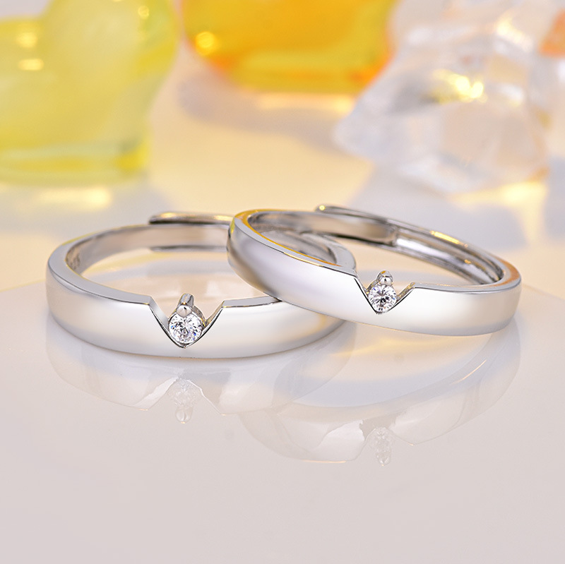 宜家 网红情侣戒指一对求婚对戒子日韩简约活口男女指环首饰珠宝