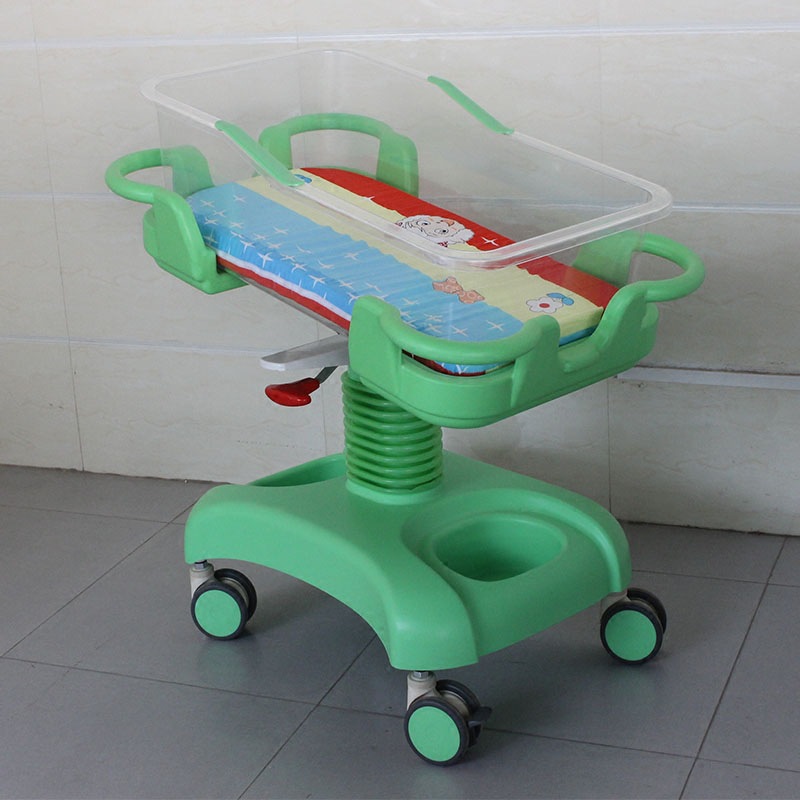 新款高配置医用婴儿车 abs倾斜升降婴儿推车 产科用婴儿车