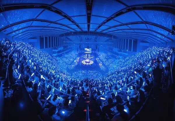 &mdash;北京站   日期:12月15日       美角无线大屏(场控荧光棒)致力