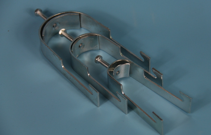 k08角钢电缆卡子fj-09花盘角铁用角铁电缆固定卡桥架梯恍电缆卡