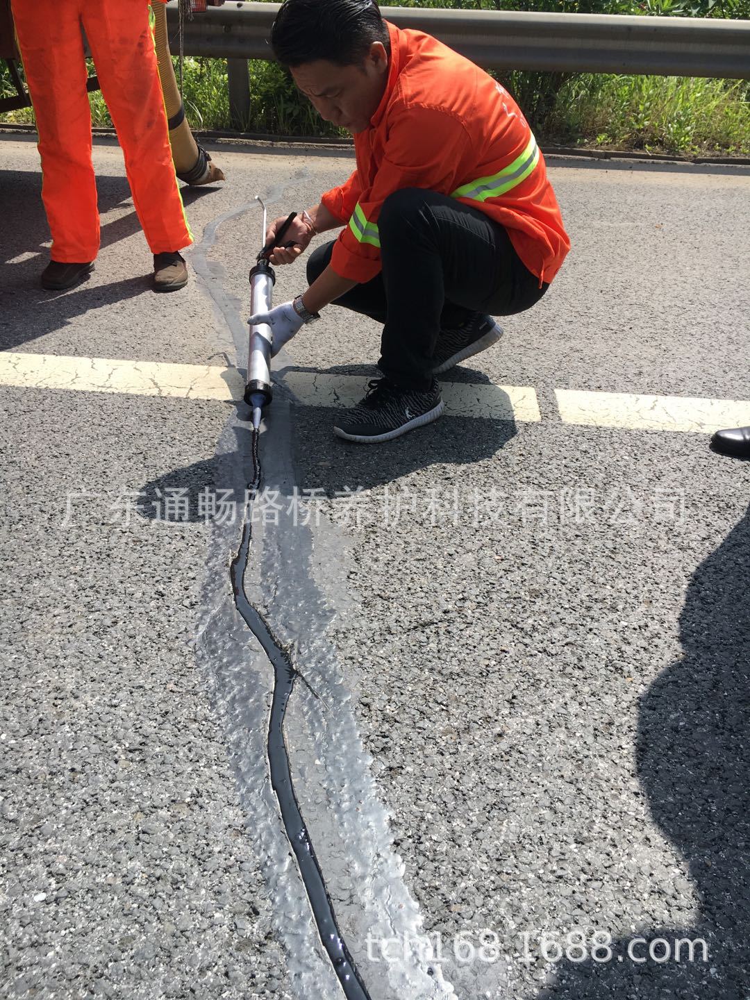 0成交0支道路密封胶液体自流平硅酮灌缝胶伸缩缝沉降缝切割缝填缝胶