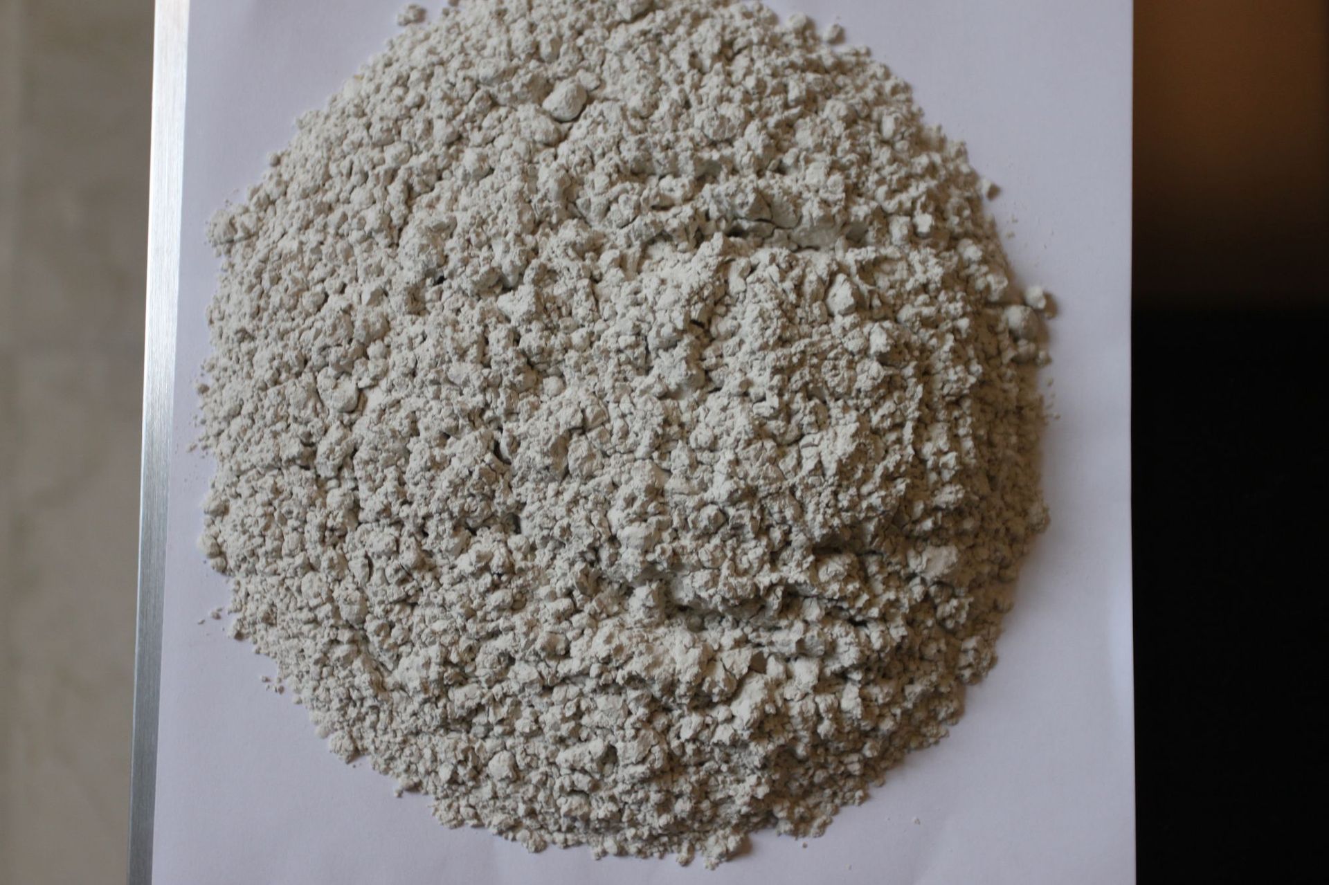 立磨水渣磨粉机价格超细雷蒙机超细粉磨设备超细石灰石粉粉磨设备