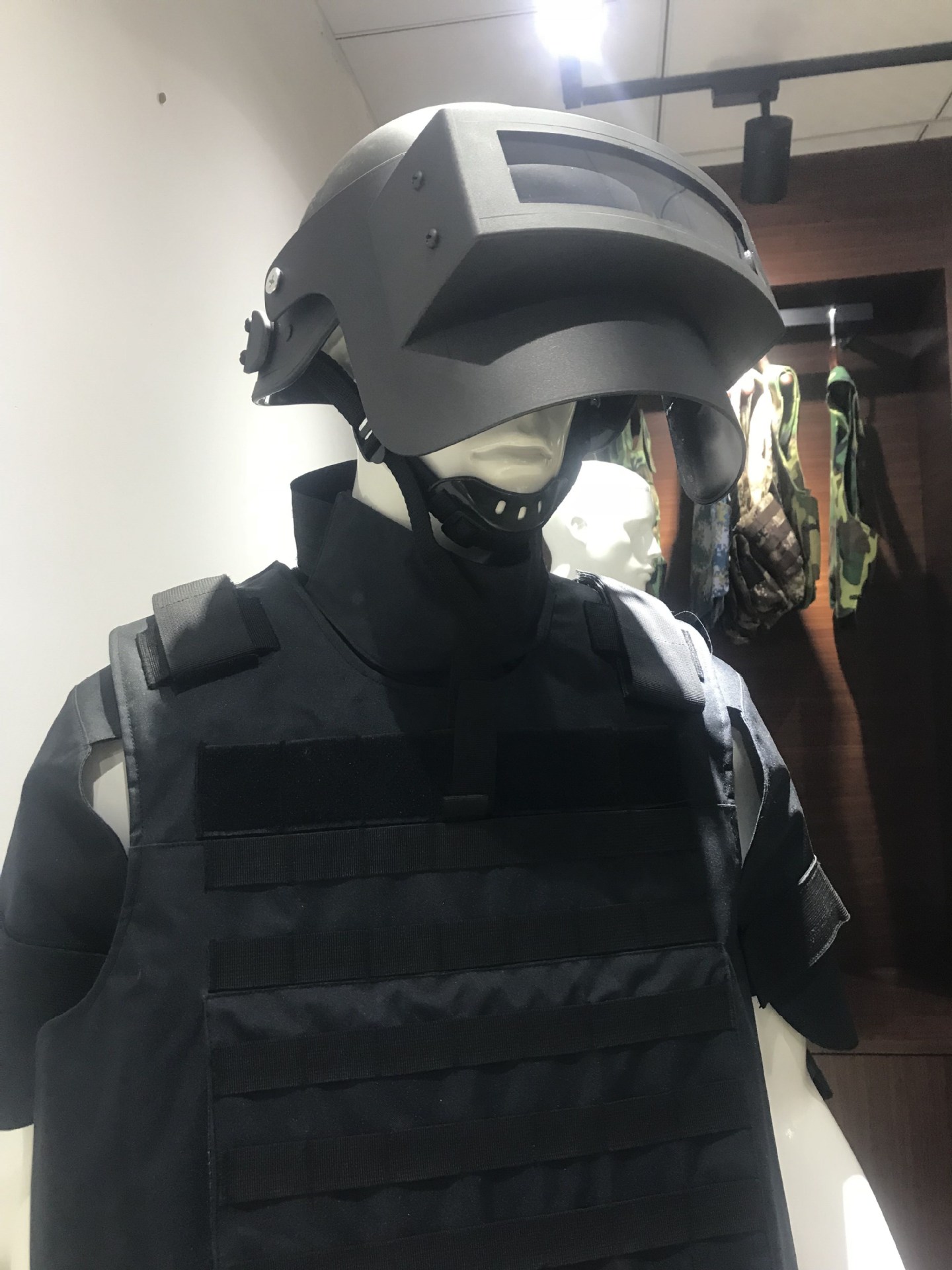 和平精英绝地求生吃鸡成人版三级头盔 俄罗斯阿尔法k6-3电焊头盔