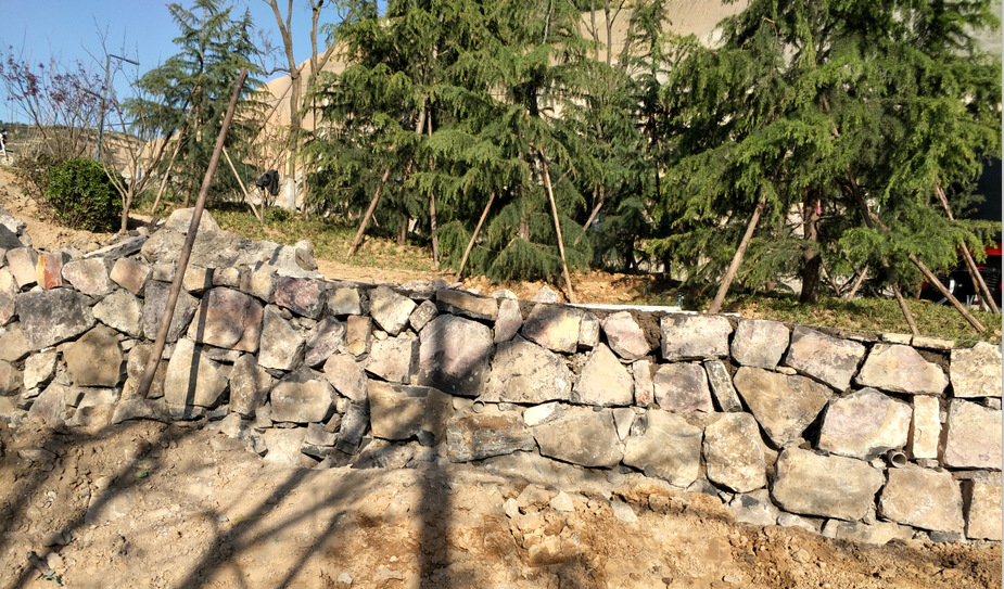 陕西西安挡土墙制作,毛石片石挡土墙,干砌挡土墙,不漏浆挡土墙