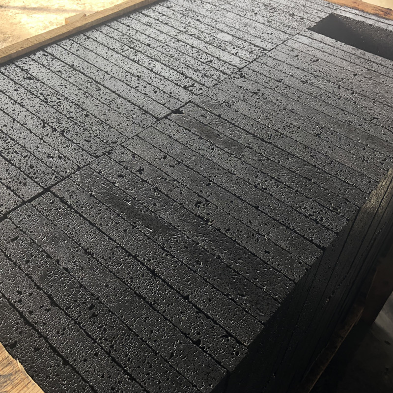 云南火山石 腾冲火山石 火山石板材 灰色洞石 黑洞石