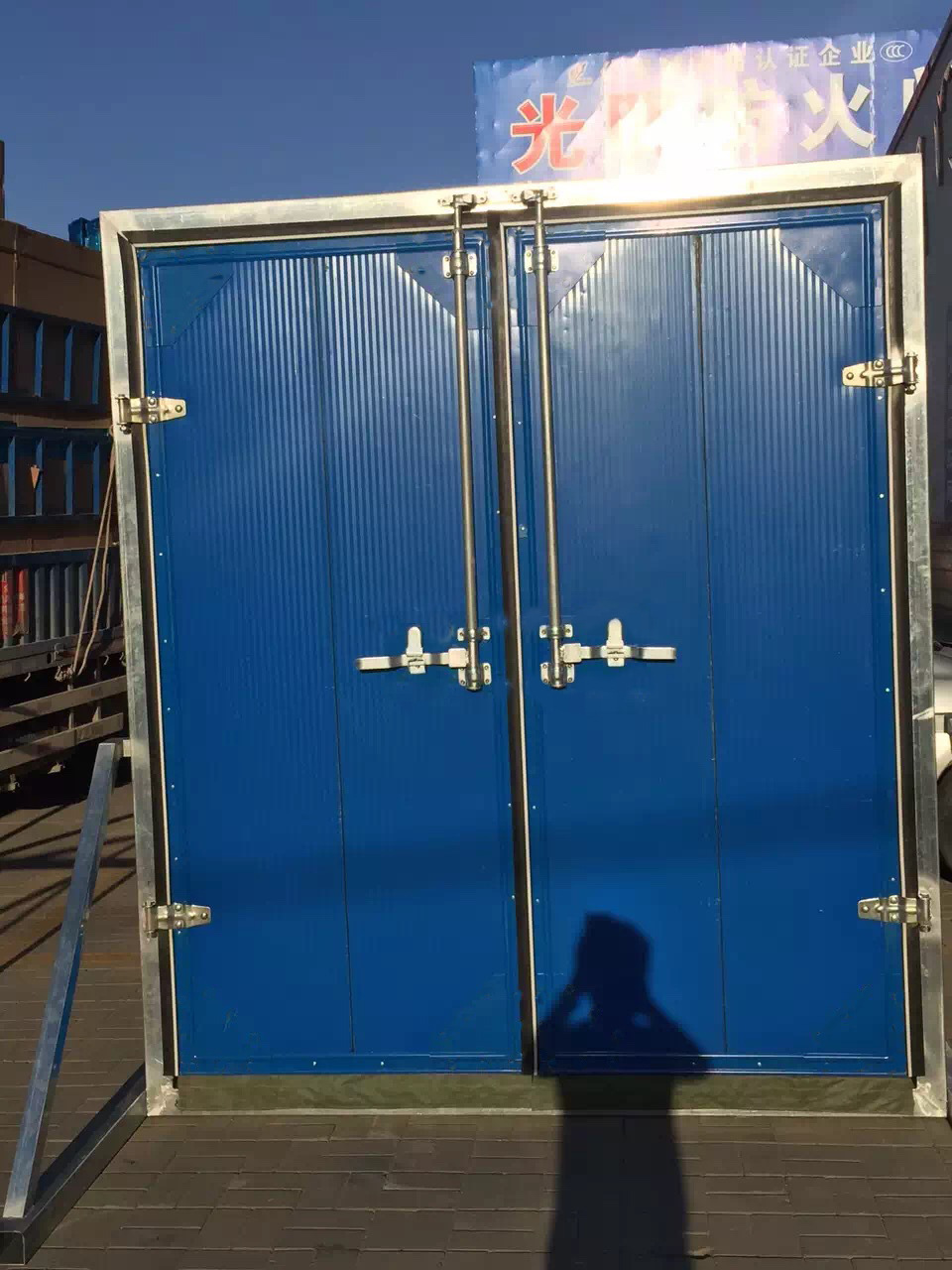 工业保温平开门 彩板夹心平开门 阻燃平开门 保温岩棉平开门厂家