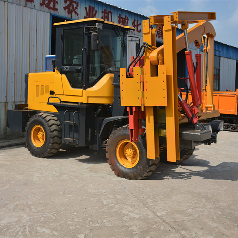 湖北宜城新型钢管打桩车 2018新型公路护栏打桩机 工艺精 耐磨损