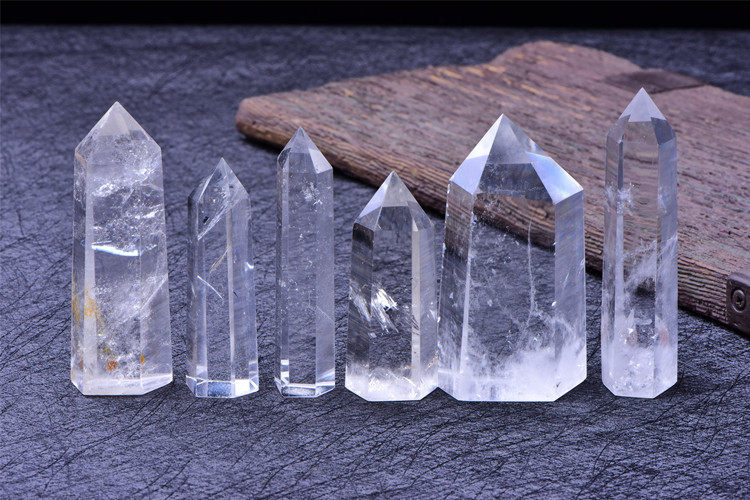 厂家直销天然白水晶菱形柱子 原石风水摆件六菱柱 灵摆七星阵配饰