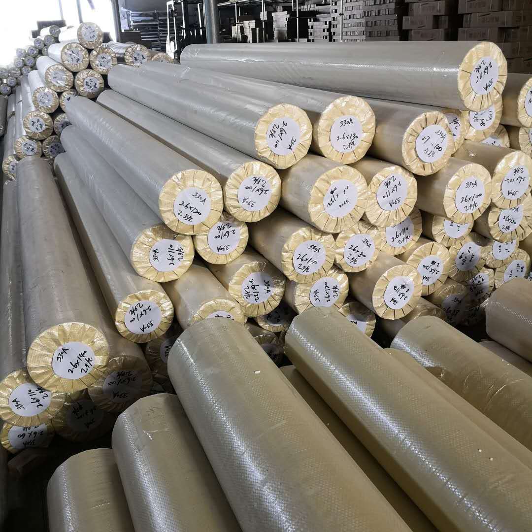 10厂家直销广告喷绘布320 330 520 550户外喷绘写真灯箱布 喷绘布