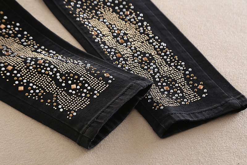 2020新款破洞牛仔裤女水钻裤小脚裤韩版大码显瘦长裤子烫钻铅笔裤