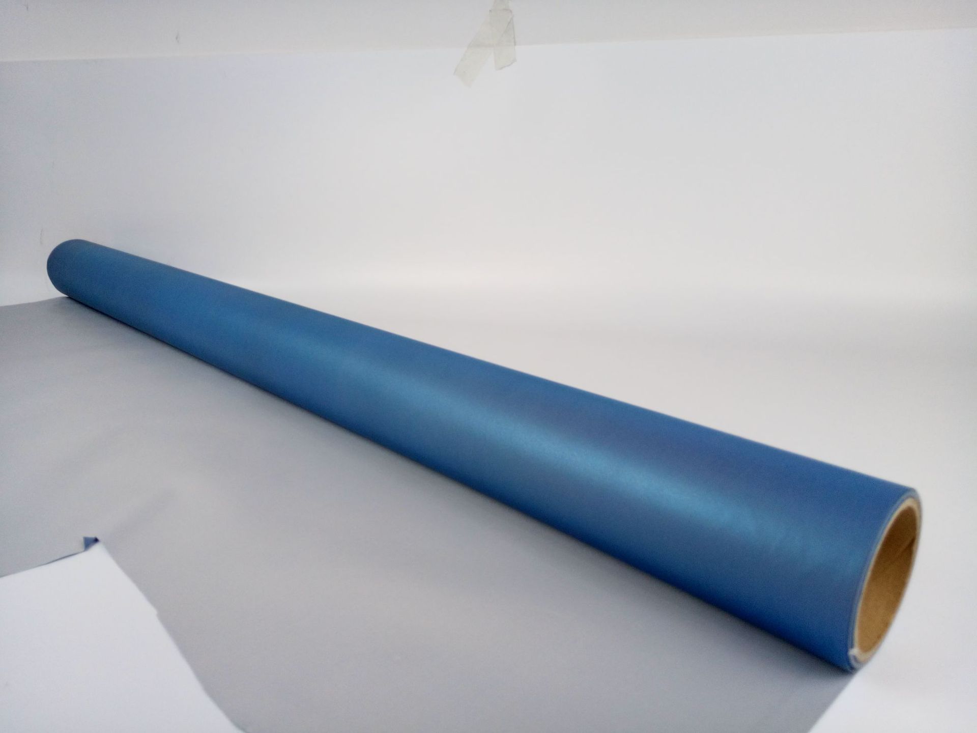 供应亮银彩色化纤反光布反光布服装辅料彩色反光材料