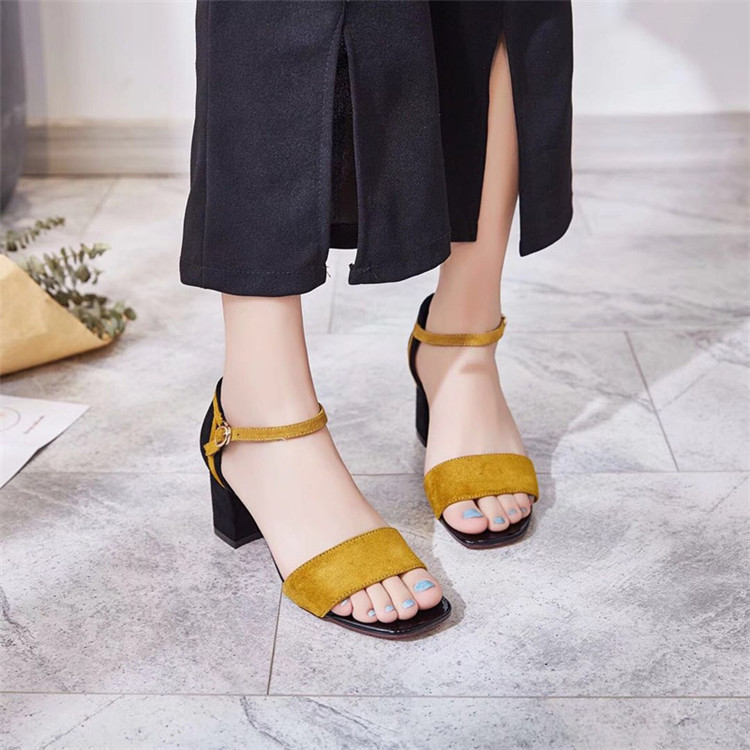 温州杜米亚2018夏季新款绒面露趾包跟凉鞋女粗跟一字扣带高跟鞋潮