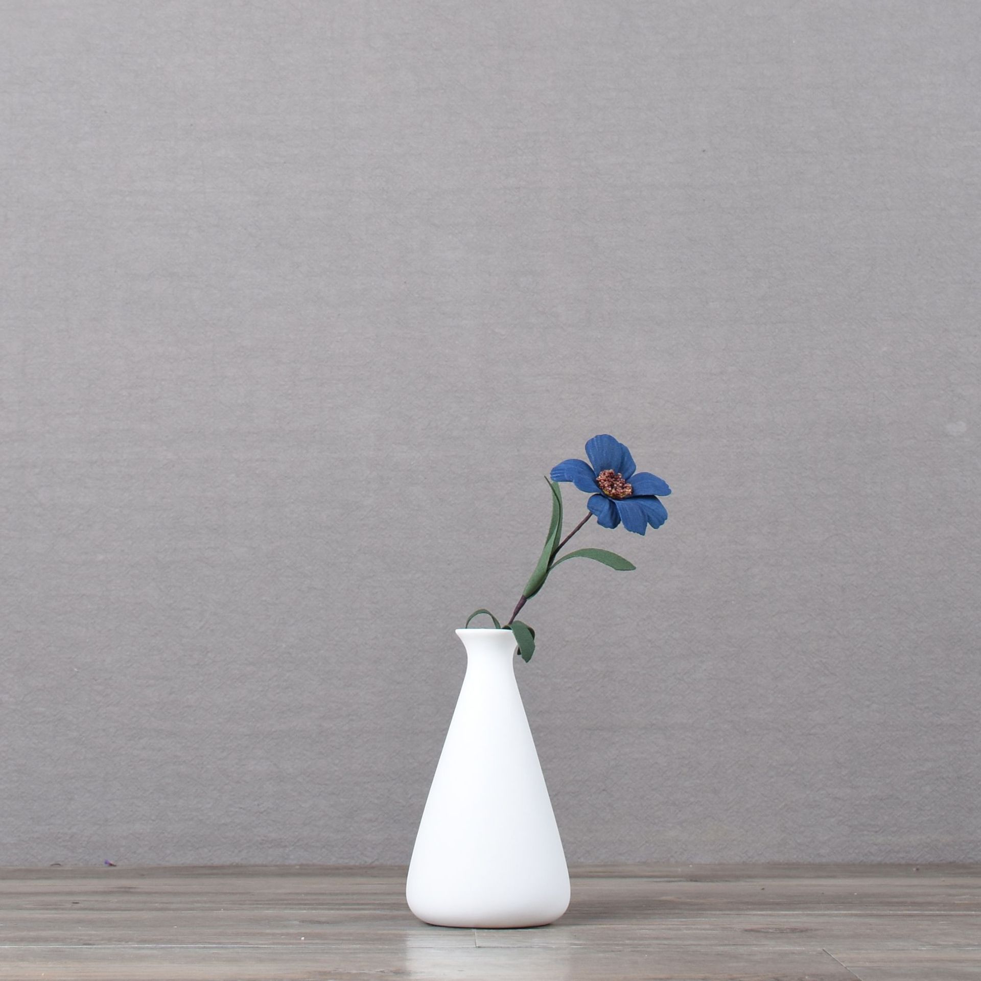 纯白色创意陶瓷花瓶简约现代北欧风格客厅摆件干花花插家居摆设品