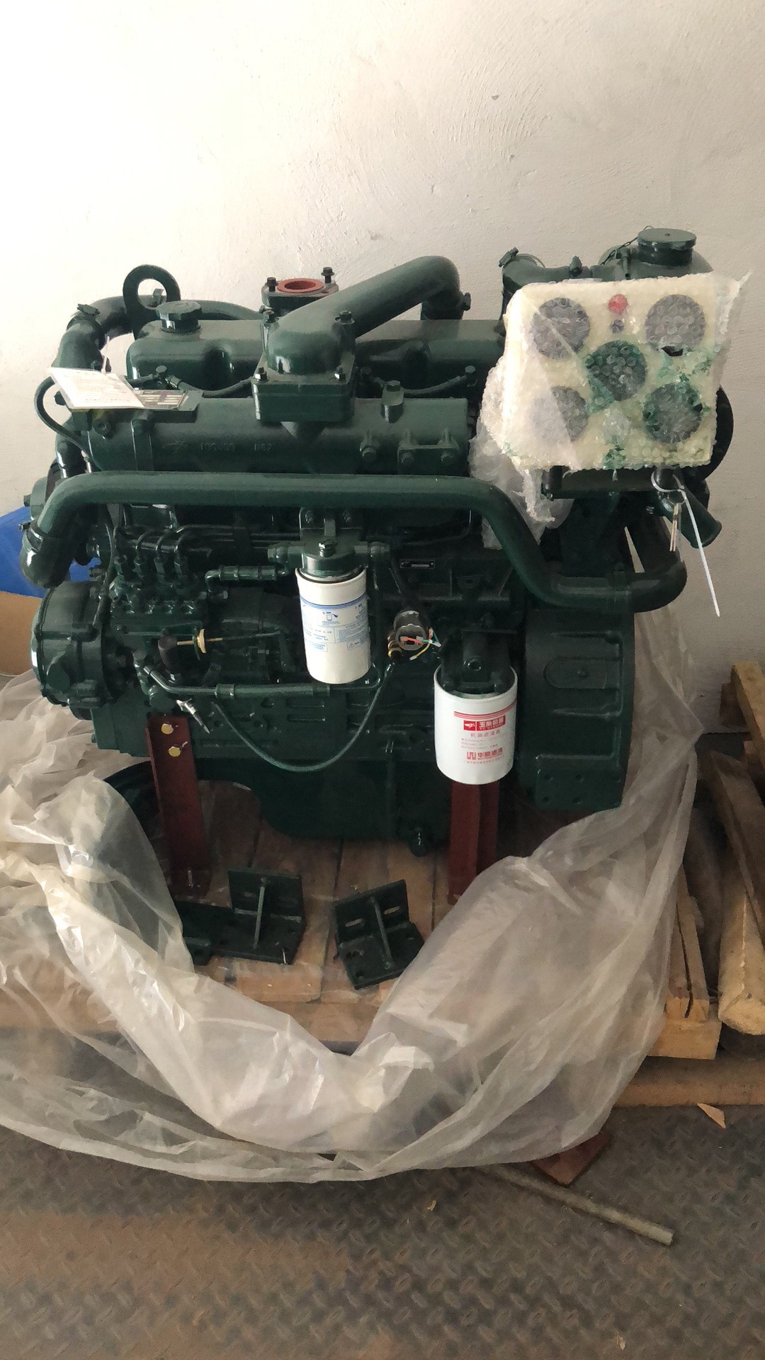 厂家直销玉柴正品船用发动机船用柴油机ycd4y22c-95