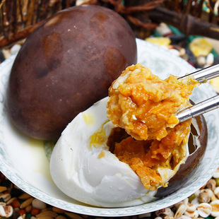 大凌河烤鸭蛋烤鸭蛋辽宁特产正宗新鲜流油烤鸭蛋咸蛋黄麻鸭蛋