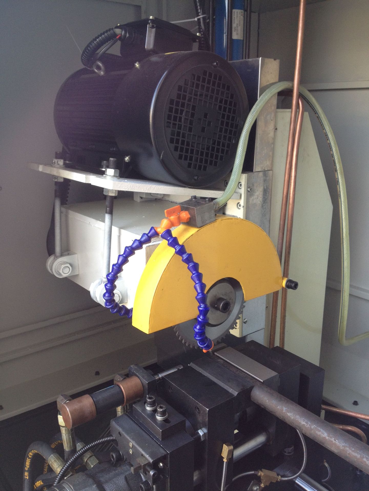 自动高速钢材切割机 钢棒切割机 无火花钢筋切割机 环保型切割机