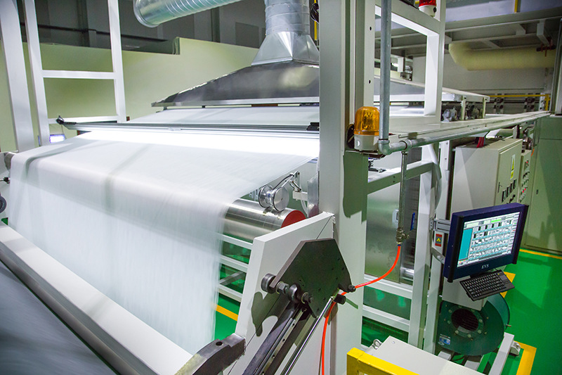 纺粘无纺布医疗卫材用sss无纺布白色12g纸尿裤用亲水厂家直销定制