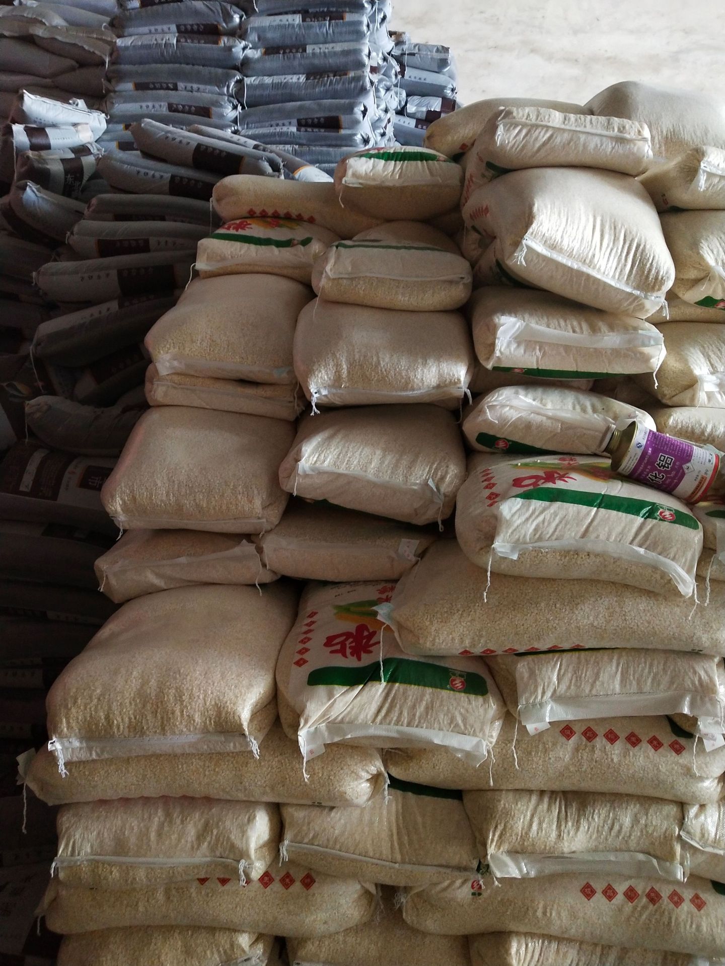 厂家直销碎大米 酿酒食用饲料碎米 优质碎米现货供应大米袋装25kg