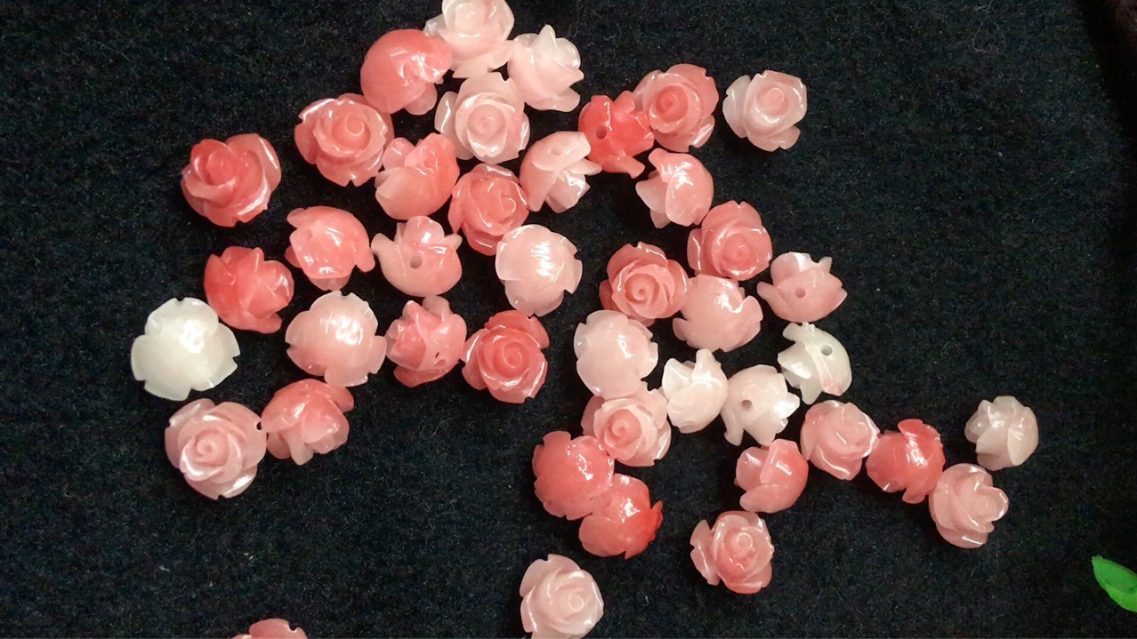 厂家直销上架贝壳粉双色女皇贝花新款上架贝壳粉女皇贝合成花双色