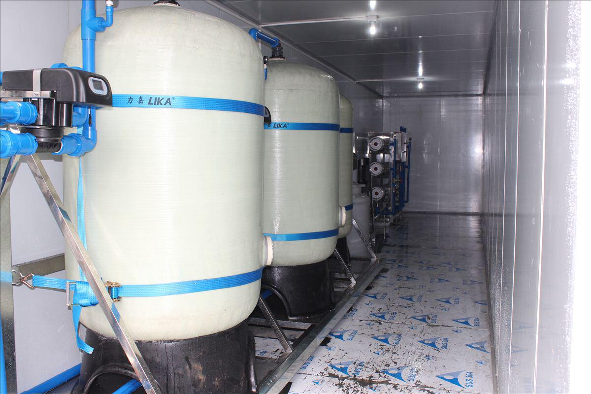 大型全自动海水淡化设备苦咸水处理设备船用海水淡化净水机市场价格