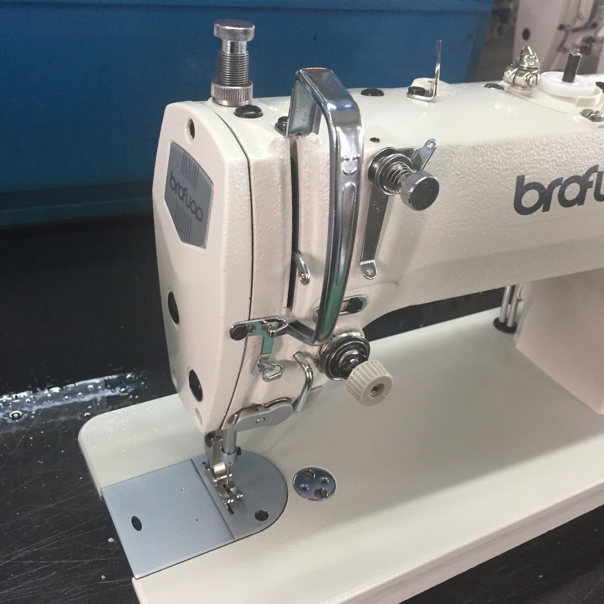 薄中厚料缝纫机 大旋梭 大针距 电脑缝纫机 工业缝纫机 厂家直销