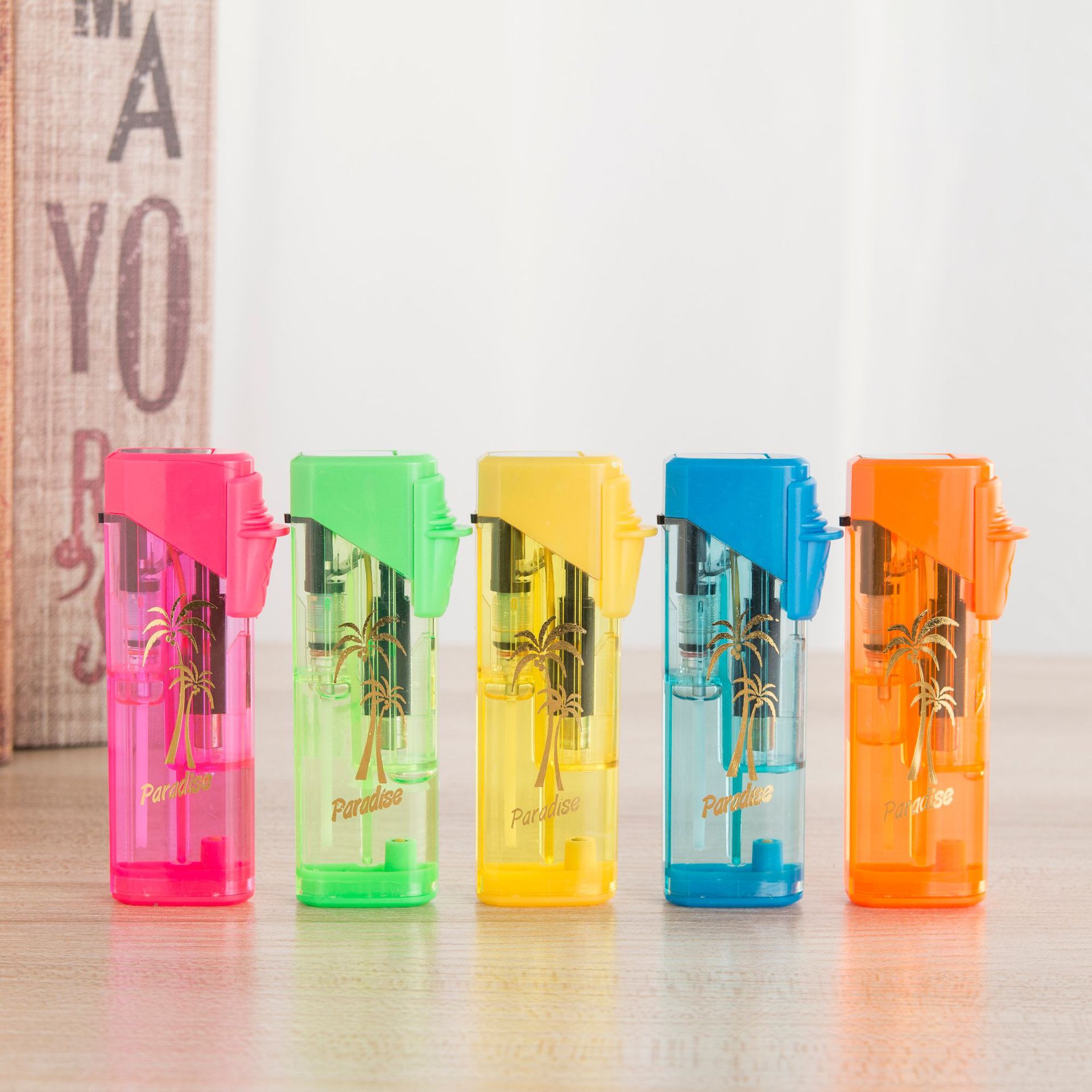 楚斌821透明打火机一次性防风打火机创意小翻盖批发